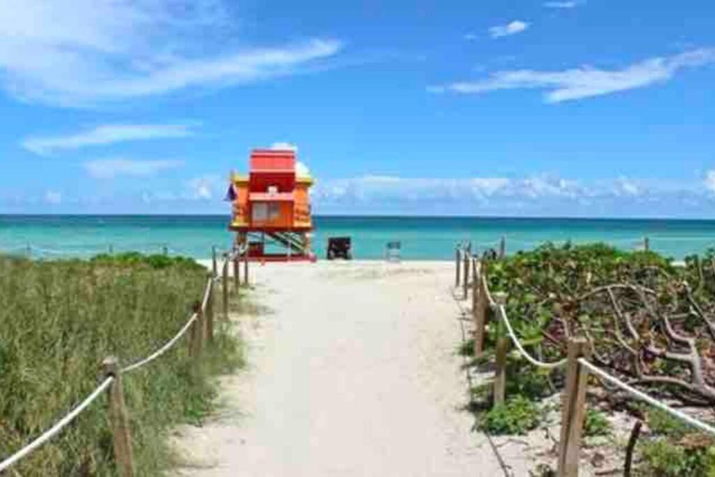B01 Minutes From The Midtown Wynwood Apartment *