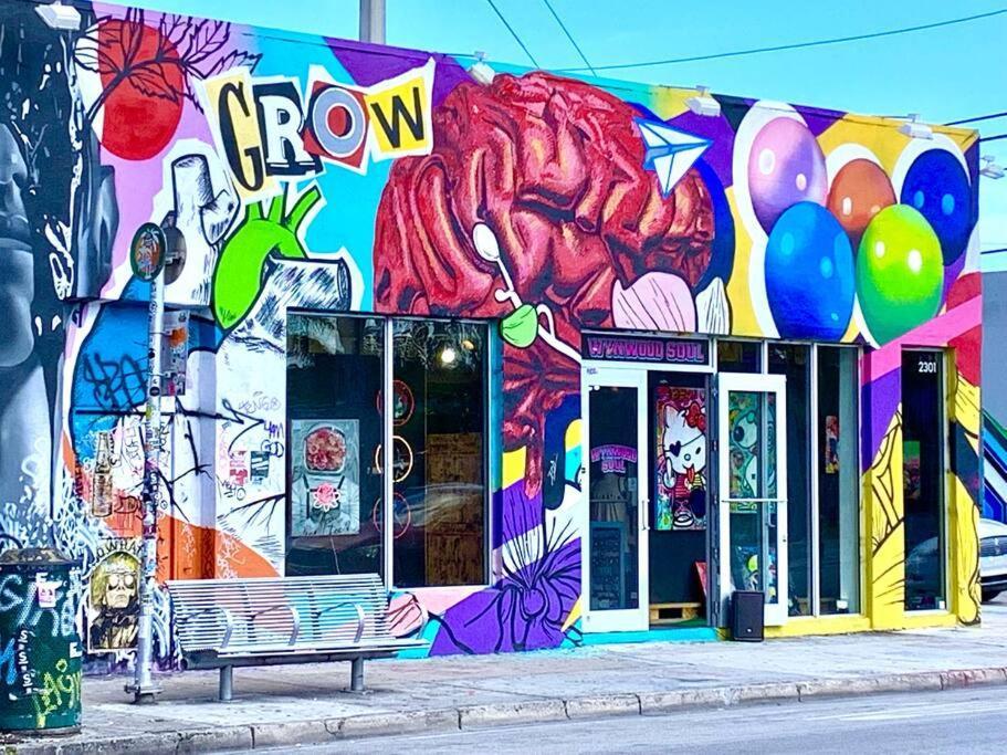 B01 Minutes From The Midtown Wynwood Miami